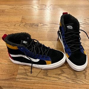 Vans ultra Cush high top men’s 7.5 NWOT - black and multi color